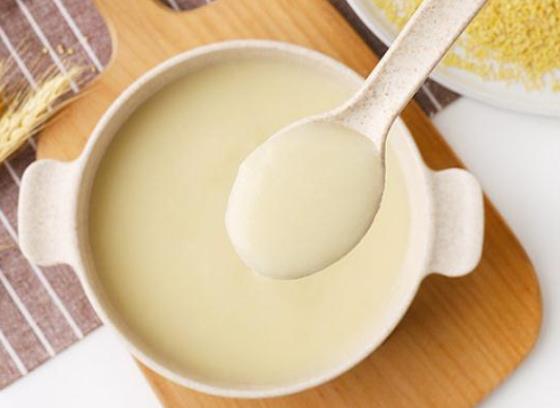 嬰兒米粉幾個(gè)月可以開始吃 3個(gè)月開始按個(gè)體差異食用