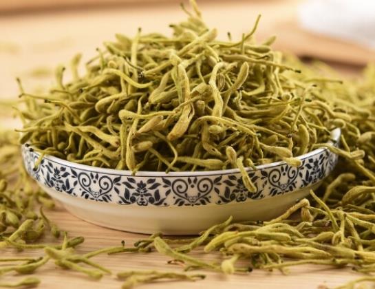 喝金銀花茶會(huì)拉肚子嗎 性寒,刺激腸胃,忌過量