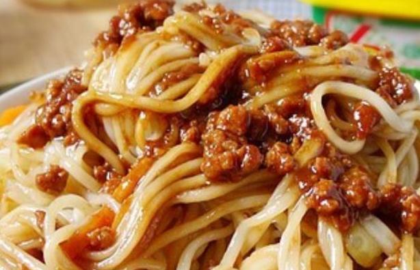 炸醬面熱量高嗎？炸醬面的肉醬怎么炒？