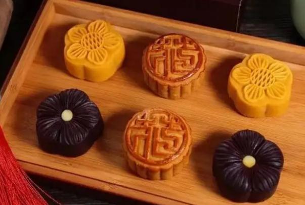 月餅用什么面粉？五仁月餅餡如何能濕軟？