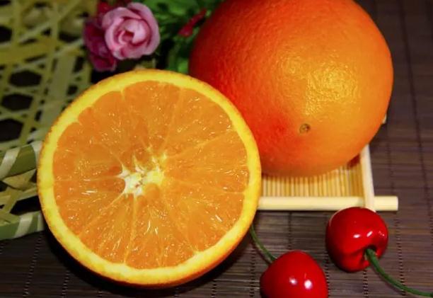 橙子吃多了會(huì)怎樣？橙子皮能吃嗎？