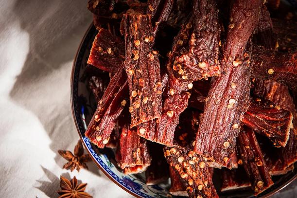 風(fēng)干牛肉干保質(zhì)期多久？牛肉干放冷藏還是冷凍？