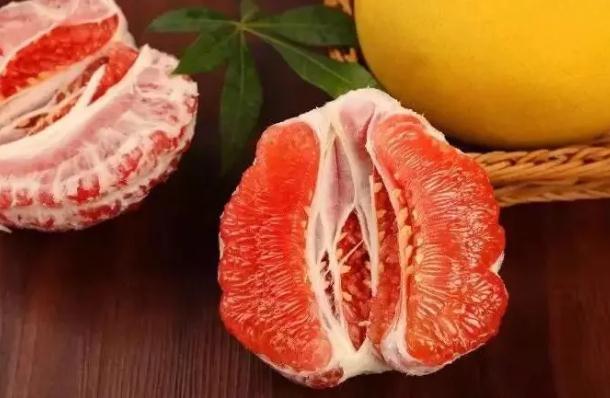 柚子放一個月還能吃嗎？柚子沒爛為什么有酒味？