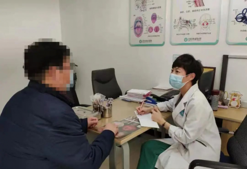 聲音變得嘶啞，沒想到竟是“聲帶息肉”惹的禍！