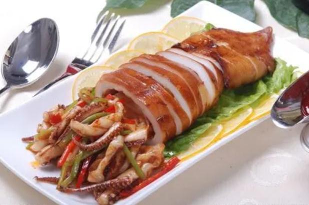 魷魚怎么切？炒魷魚要先焯水嗎？