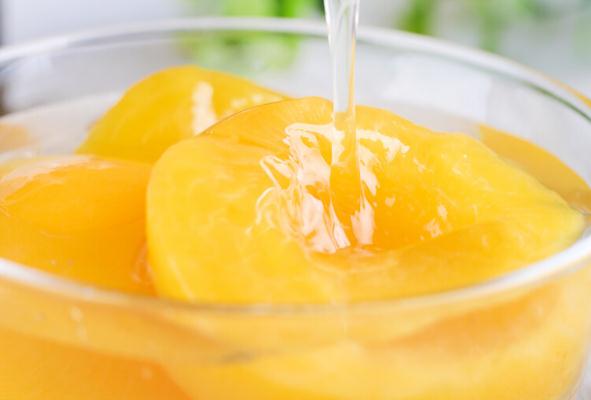 黃桃罐頭有營養(yǎng)嗎？黃桃罐頭可以放冰箱嗎？