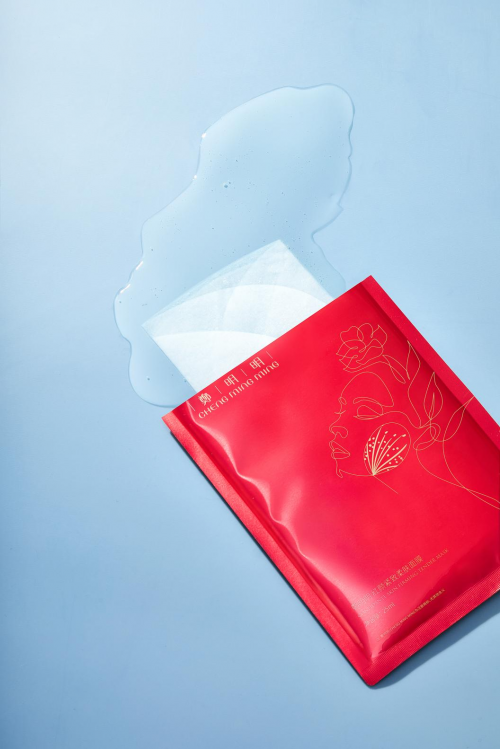 鄭明明的產(chǎn)品怎么樣？鄭明明紅顏緊致柔膚面膜好用嗎？
