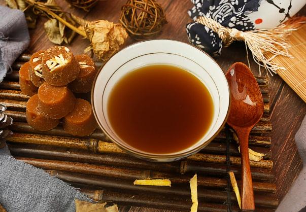 晚上能喝紅糖姜水嗎？過(guò)期紅糖沒(méi)開(kāi)封能吃嗎？