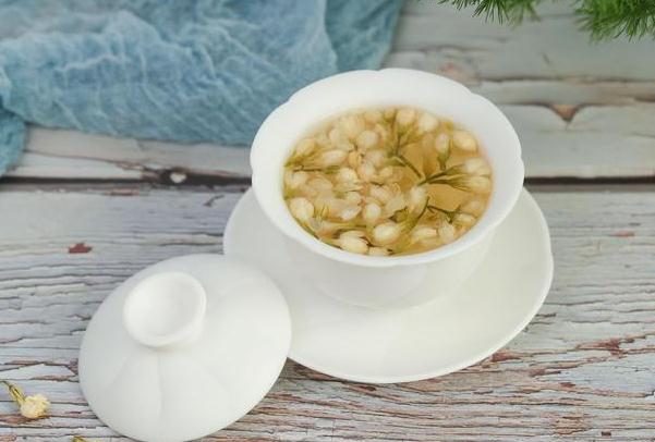 茉莉花茶適合什么人喝？茉莉花茶的副作用有哪些？