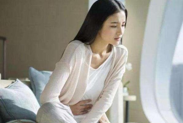 熬夜會導(dǎo)致月經(jīng)推遲嗎？壓力大會月經(jīng)不調(diào)嗎？