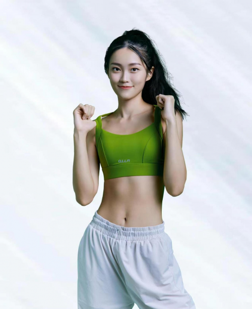 四個月瘦身50斤，百萬網(wǎng)紅用她的減肥成功經(jīng)歷告訴你，減肥并不難