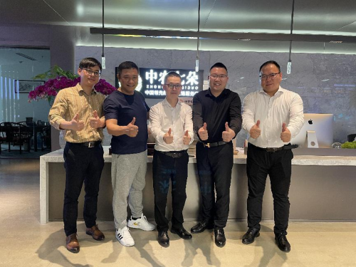 好想你健康食品股份有限公司貴賓一行蒞臨七朵集團(tuán)總部參觀交流，共謀合作發(fā)展