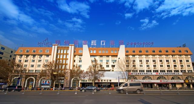 鄭州美萊醫(yī)院羅德豐主任做隆鼻好不好 顧客反饋好 自然媽生美鼻