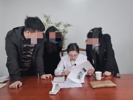 看！讀完抑郁癥的評(píng)論？他們都笑了。中醫(yī)神志科范小會(huì)