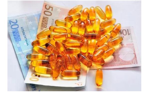 魚肝油對近視眼有幫助嗎？藍(lán)莓葉黃素對近視眼有用嗎？