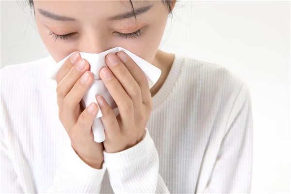 夏季感冒多與這4個原因有關(guān)！中招后可用連花清瘟