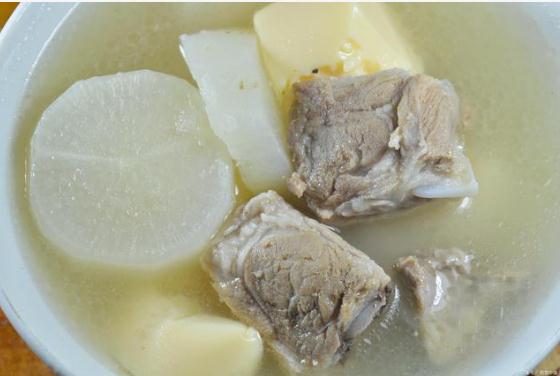 白蘿卜和雞肉能一起吃嗎？白蘿卜和蝦能一起吃嗎？