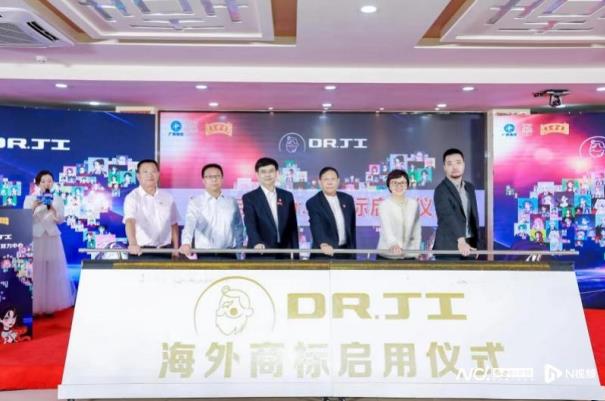 董事長高見｜越老越青春，近兩百歲的它靠什么？