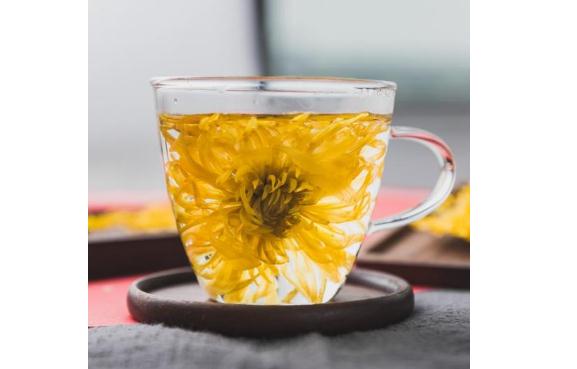 菊花茶有哪些功效與作用？哪些人群不宜飲用菊花茶？