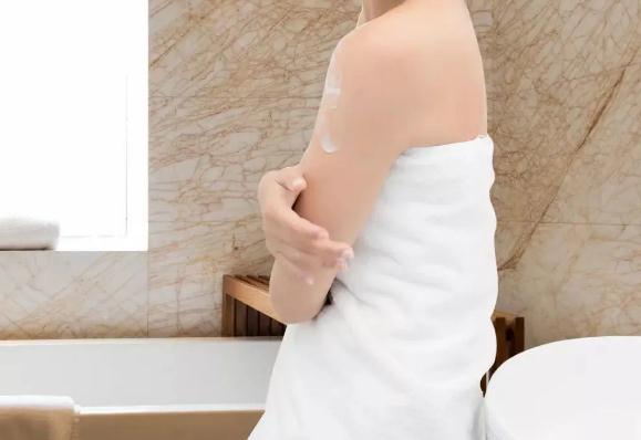 孕婦用身體乳有什么好處？護(hù)手霜和身體乳有什么區(qū)別？