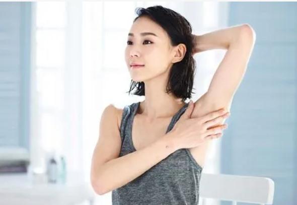 橄欖油能當(dāng)身體乳嗎？身體乳需要涂腋下嗎？