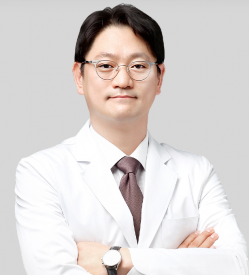 View尹昶云韓國面部輪廓手術(shù)案例，這精致感誰看誰不迷糊？！