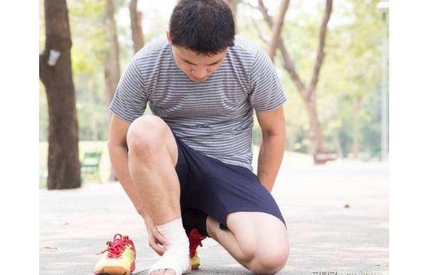 得了甲溝炎還可以跑步嗎？怎么根治甲溝炎？