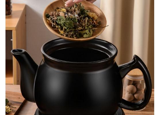 煮中藥砂鍋蓋要不要蓋？中藥一般吃多久見效？