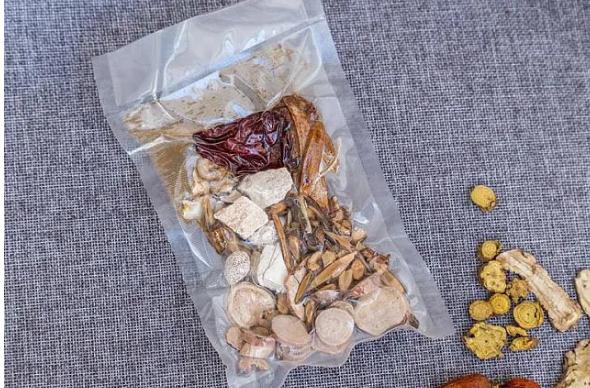 保溫杯放中藥能放多久？真空包裝的中藥放冰箱能保存多久？