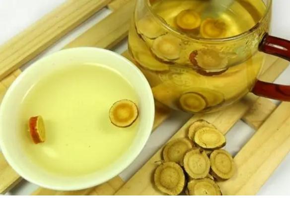 甘草和炙甘草有什么區(qū)別？喝甘草茶有什么副作用？