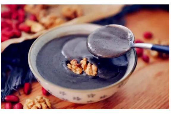 黑芝麻治脫發(fā)嗎？怎樣吃黑芝麻治療脫發(fā)？