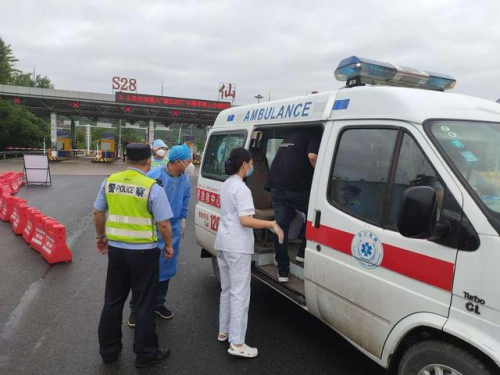 堵車導(dǎo)致心梗怎么辦？華佗救心丸來保你平安