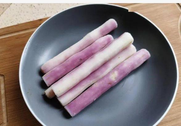 山藥上的黑點(diǎn)能不能吃？山藥發(fā)紫怎么回事？