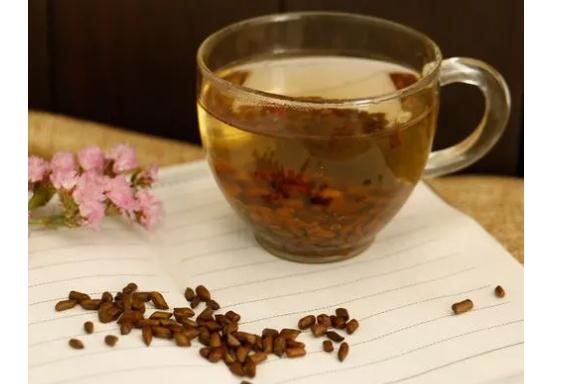 泡決明子茶一般泡多少粒合適？決明子茶晚上喝還是早上喝好？